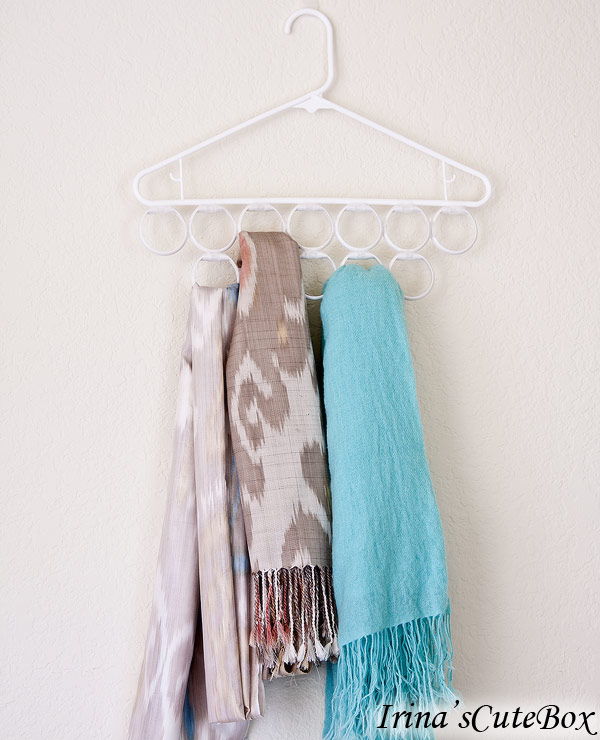 Scarf Hanger