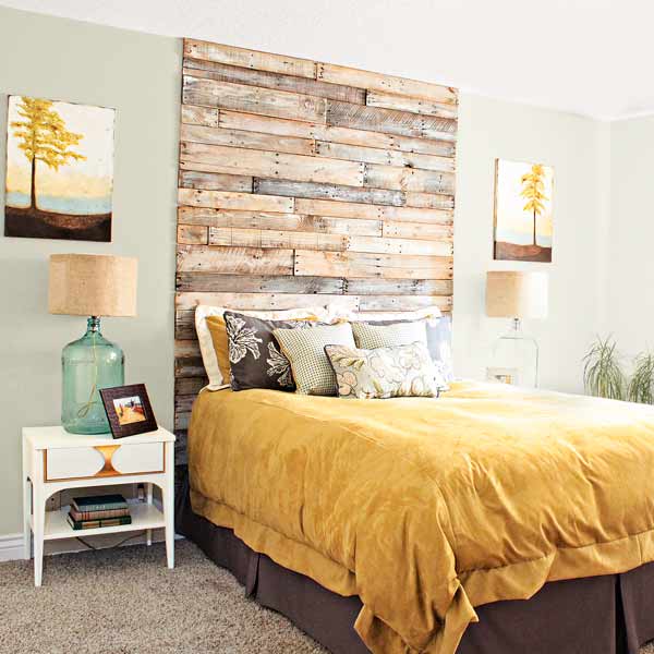 Shipping Pallet Headboard