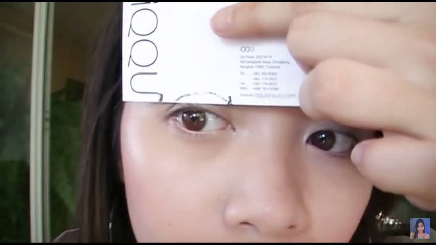 Mascara Business Card Trick