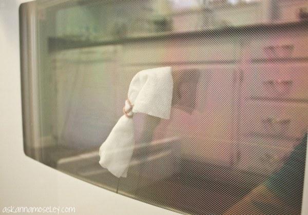 How to Clean Between Oven Window Glass