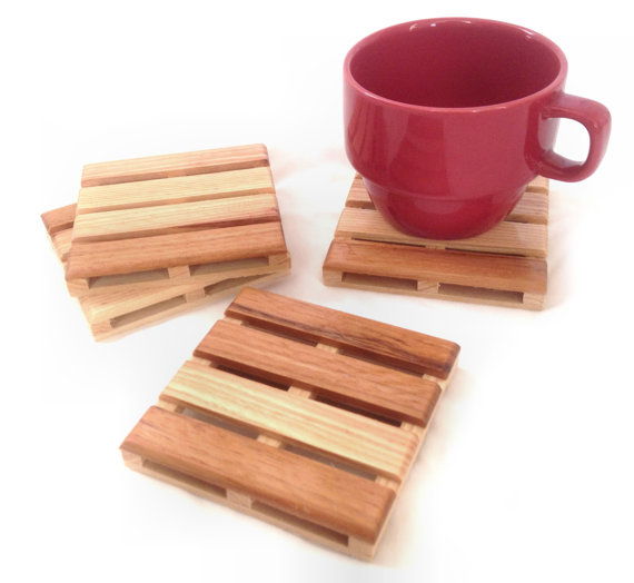DIY Pallet Coffee Cup Holder Project